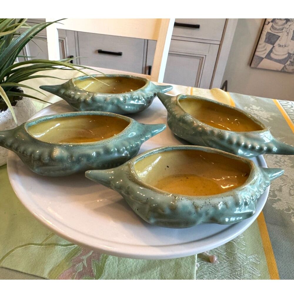 Set of four Dickota Art Pottery Crab dishes for crab imperial hard to find - Picture 2 of 6
